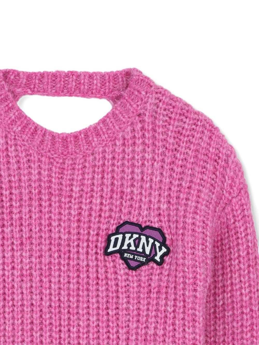 Felpa in 52% acrylic, 25% polyester, 15% nylon, 8% wool. Cuore ricamato patch at chest. Fantasia retro. D62899 479 DKNY KIDS 