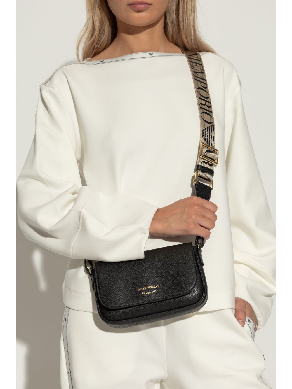  EW000538AF12103 MC032 EMPORIO ARMANI 