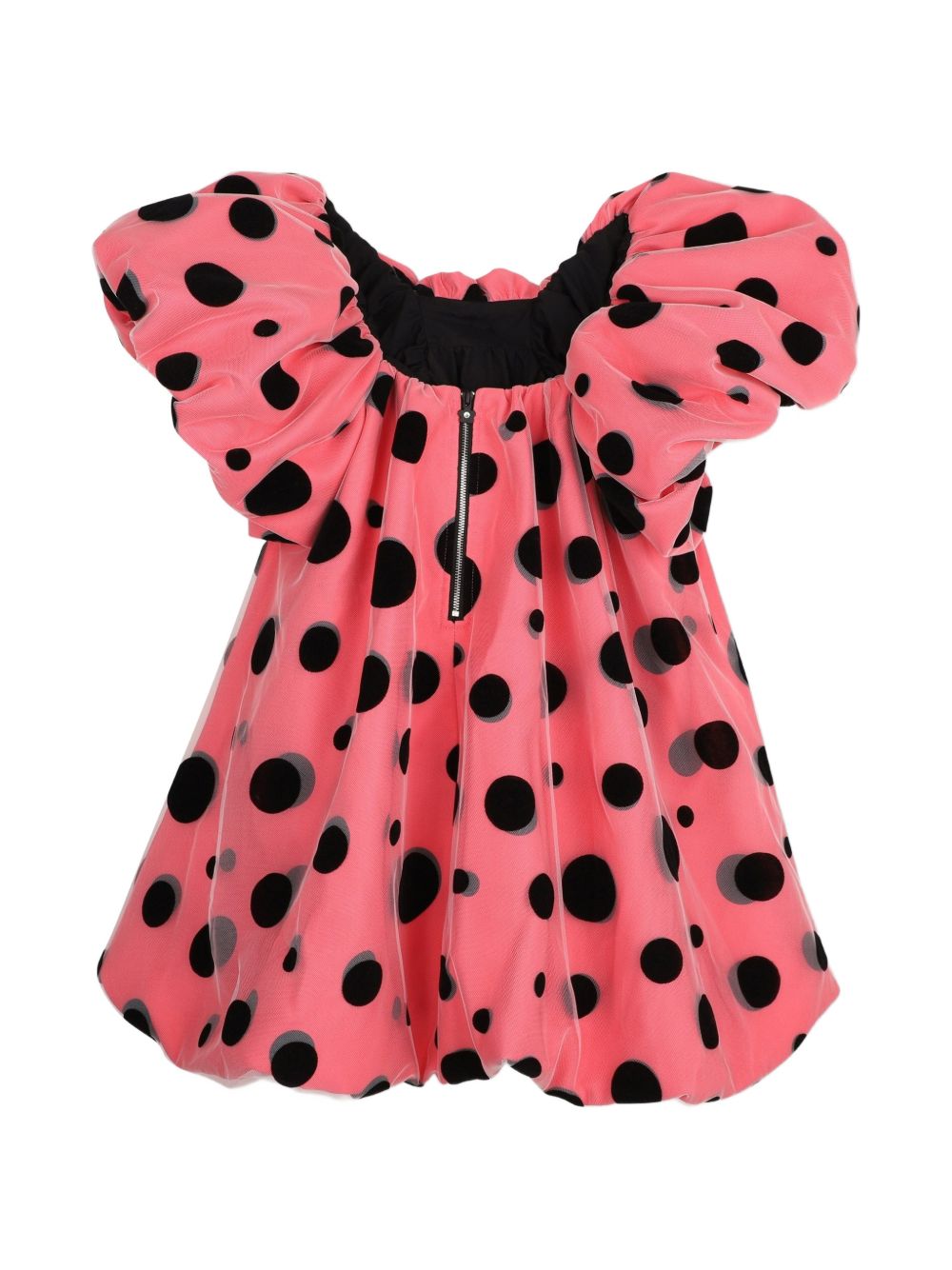 Voluminous occasion vestito con a bubble shape, made of heavy polka-dot satin e overlaid con flocked polka-dot tulle. Lined con taffeta e stiff tulle. Retro chiusura con a jeweled zip pull. W60980 98A MARC JACOBS KIDS 