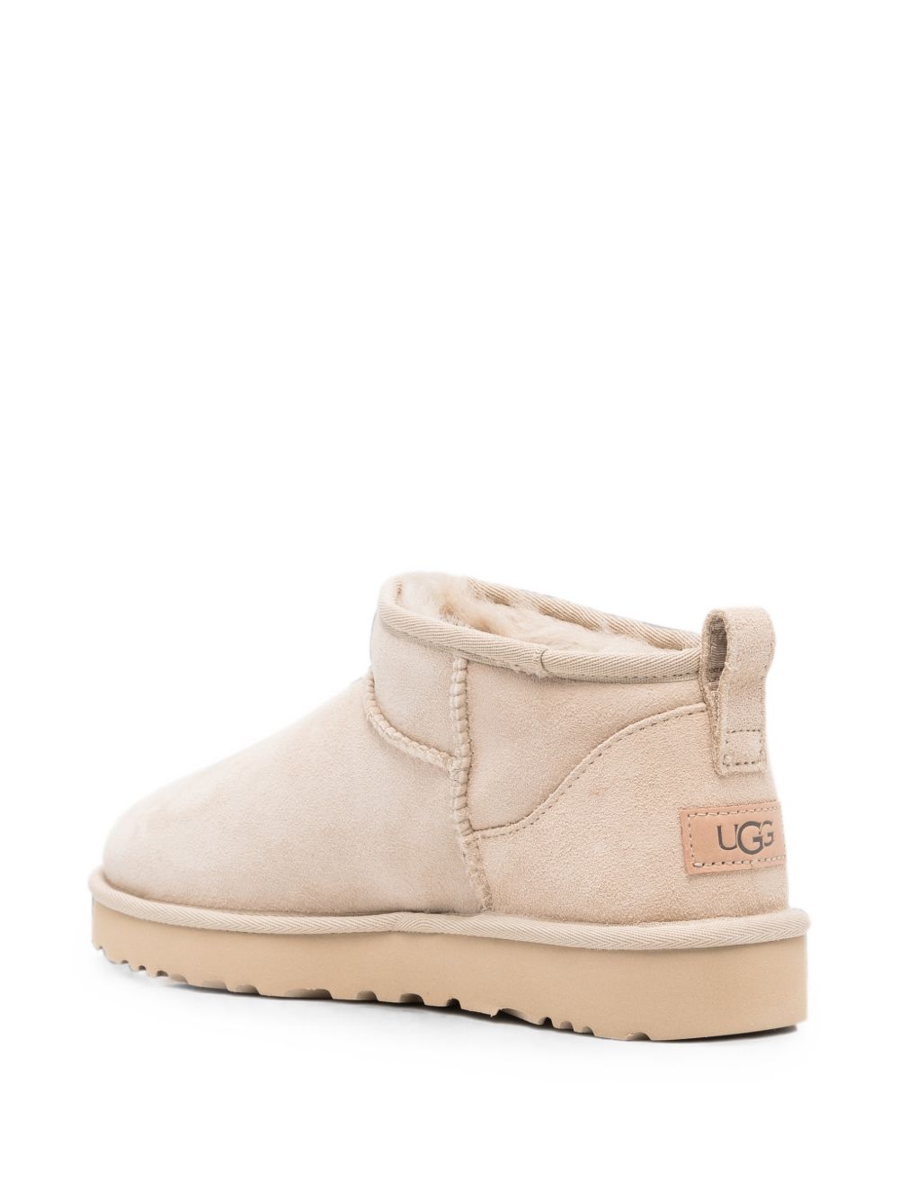  1116109 MNL UGG 