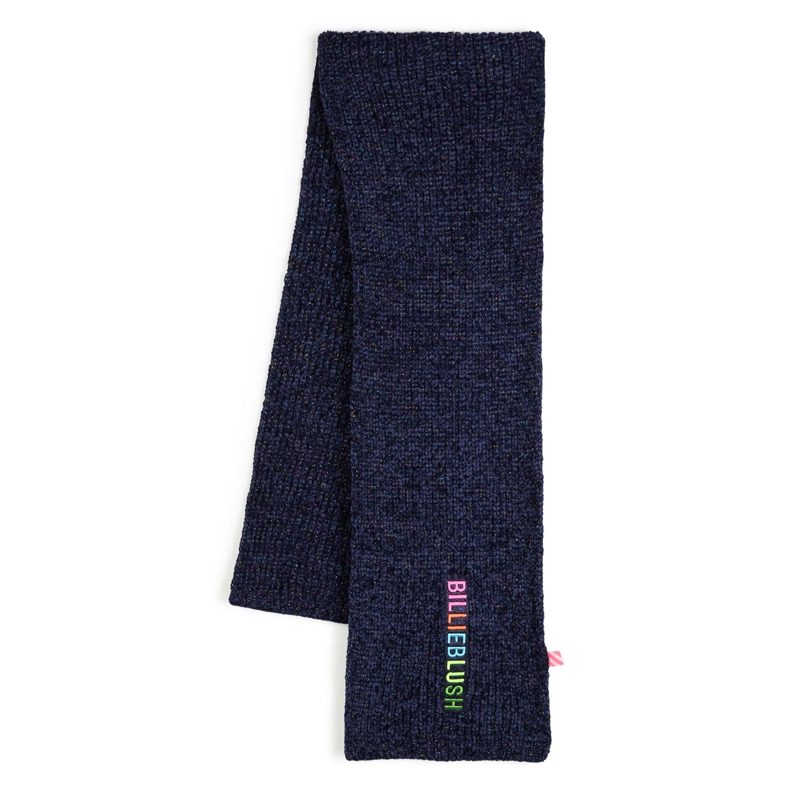 Scarf, knit fantasia thread "chenille" e metal aspect threads. Ricamo e glitter badge. A righe woven label on side. Composition : polyester. T1=110x18 t2=130x19 t3=150x20 cm. U22519 85T BILLIE BLUSH KIDS 