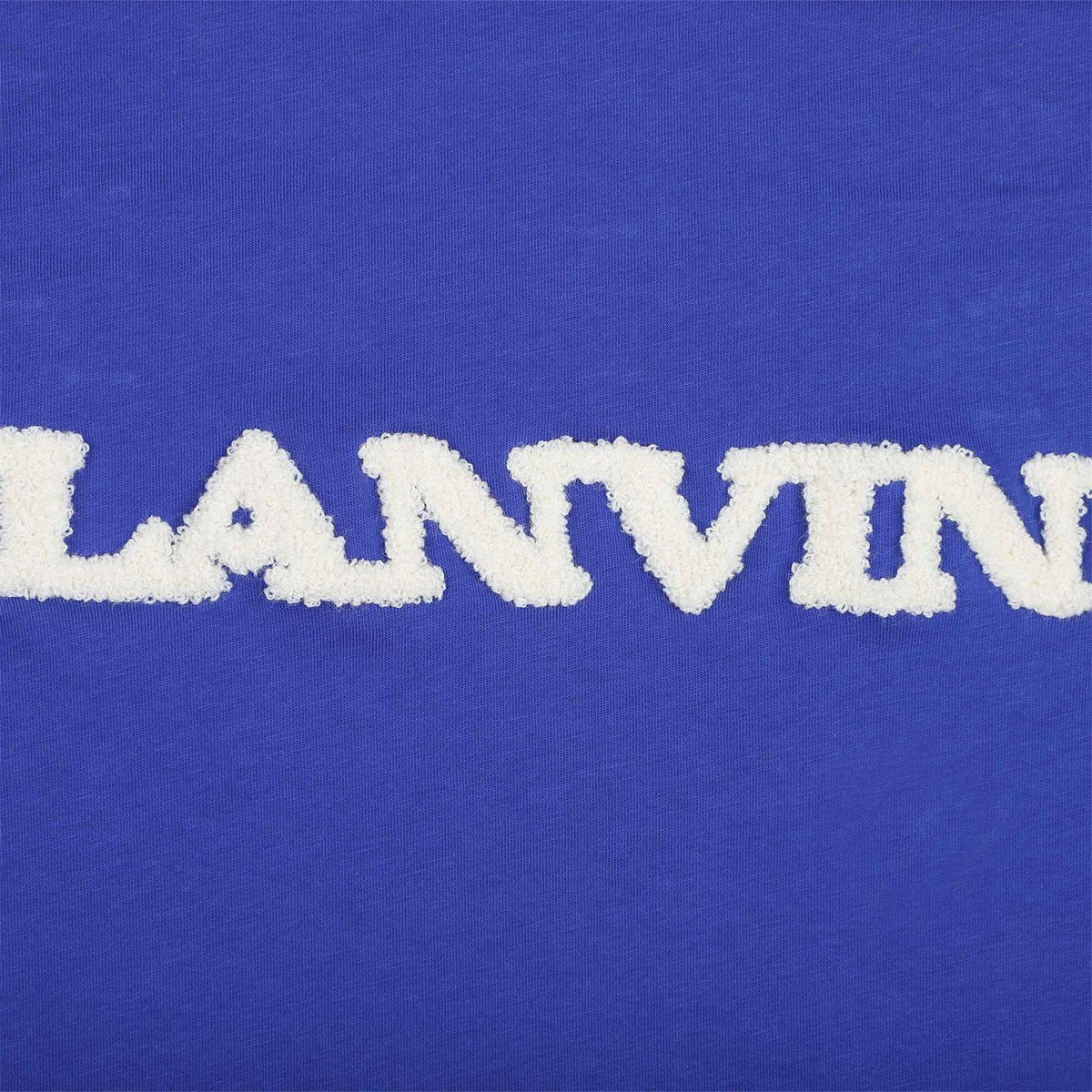 Cotton from organic farming jersey t-shirt, tone-on-tone ribbed scollo, lanvin brand bouclette ricamo sul davanti. Ricamo inspired by adult collection. N30432 80A LANVIN KIDS 