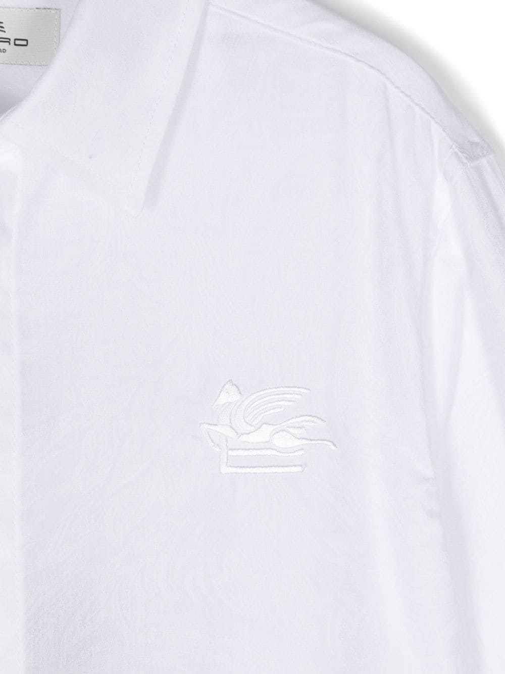 White shirt with Pegasus embroidery