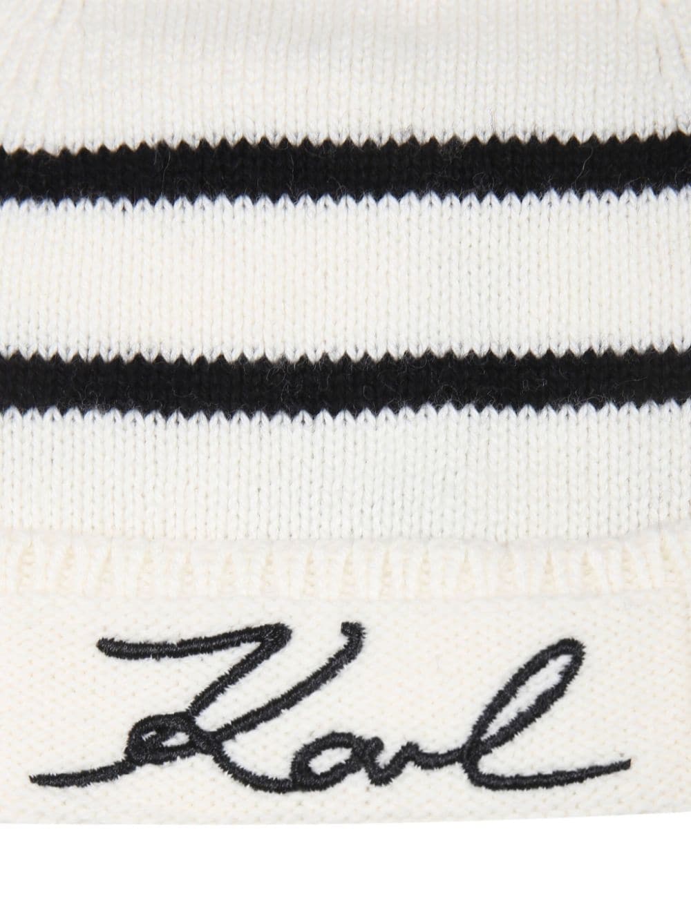 White knitted hat with signature logo wool