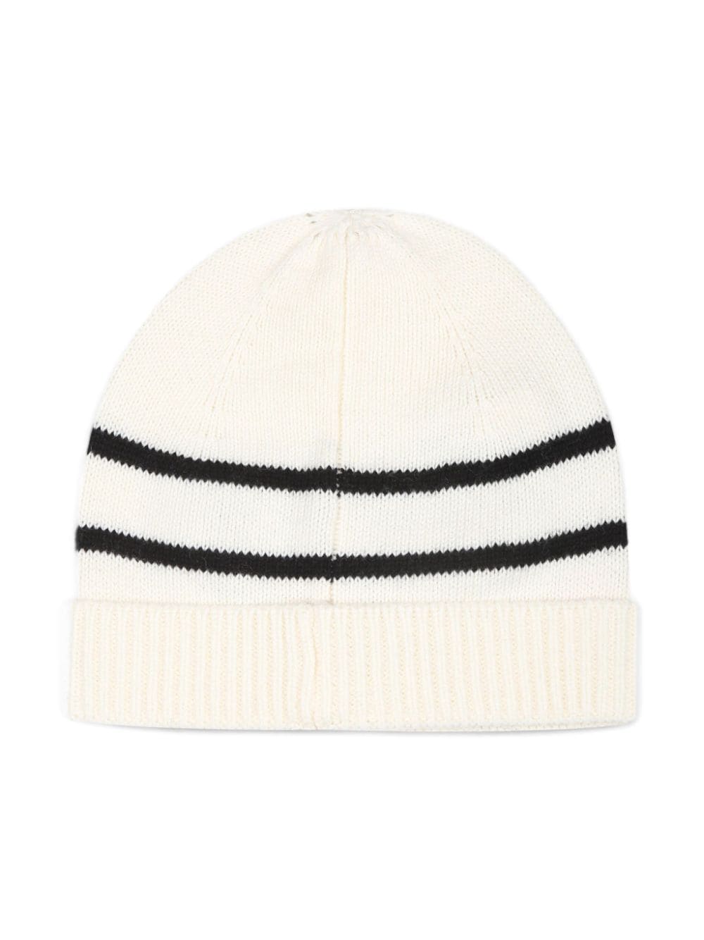 White knitted hat with signature logo wool