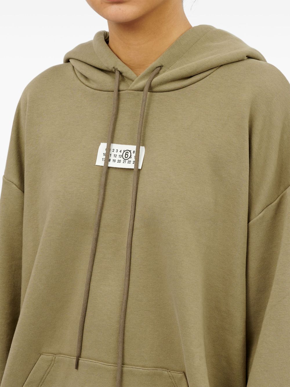 Khaki sweatshirt with number logo label