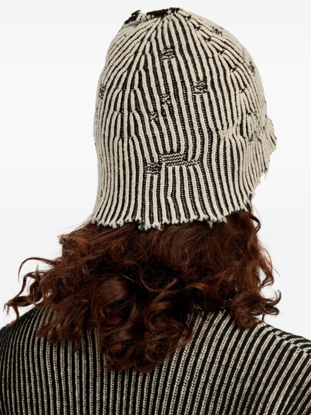 Reversible striped hat, lived-in effect, white/black