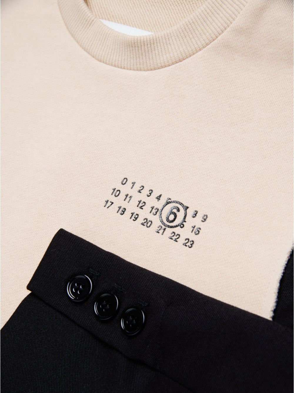 Color block number logo sweatshirt-shirt