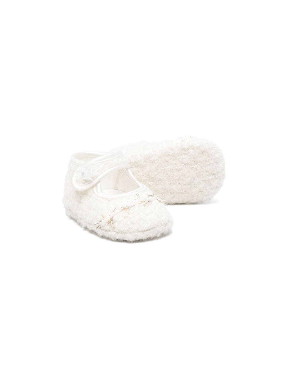 White shoes with boucle effect