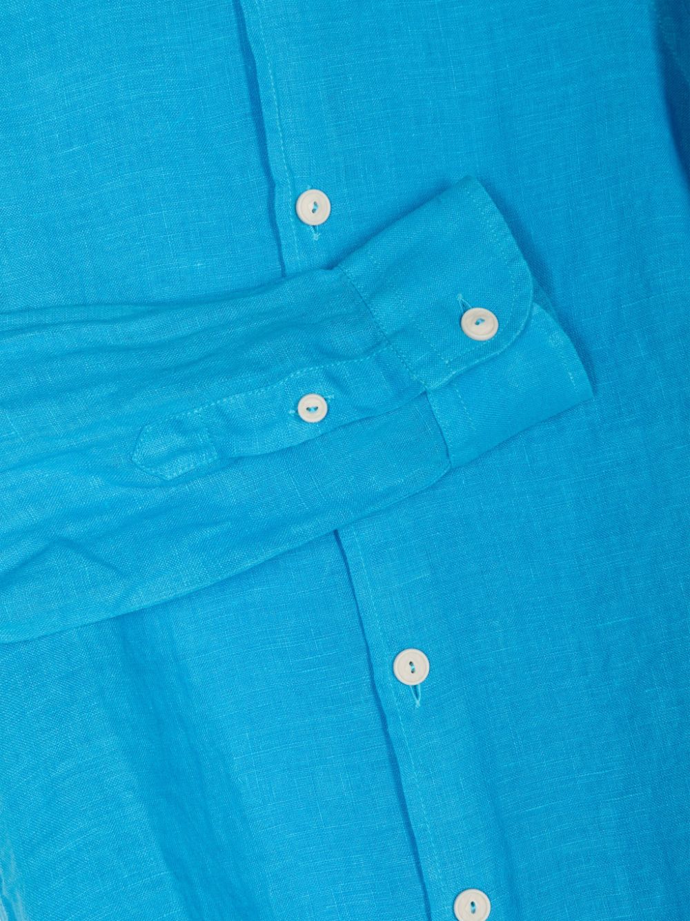 Agnes light blue linen shirt