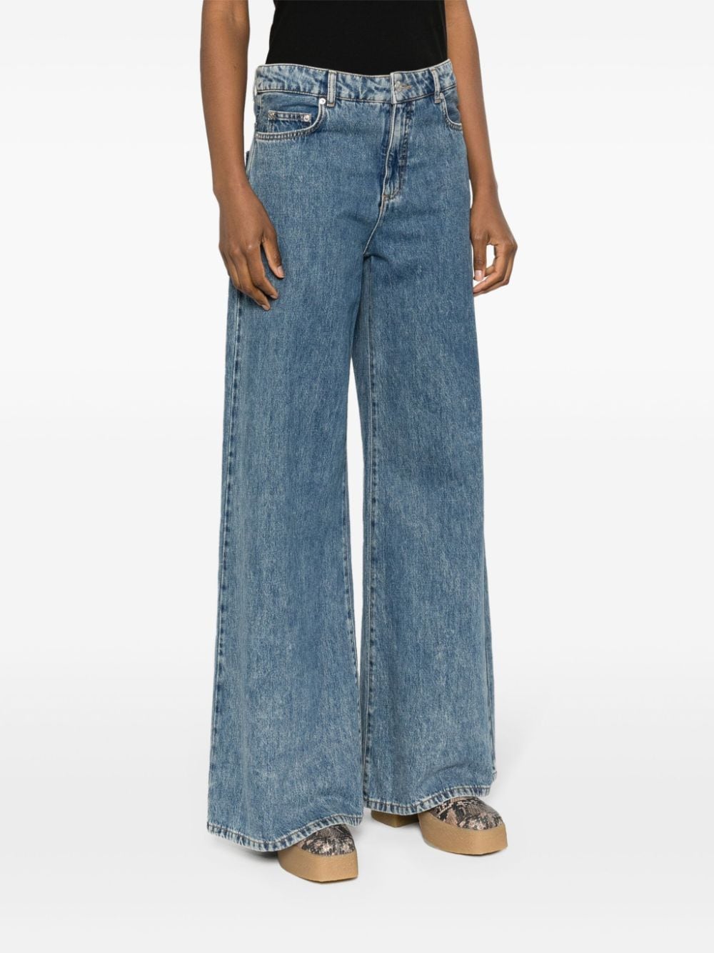 Wide leg jeans