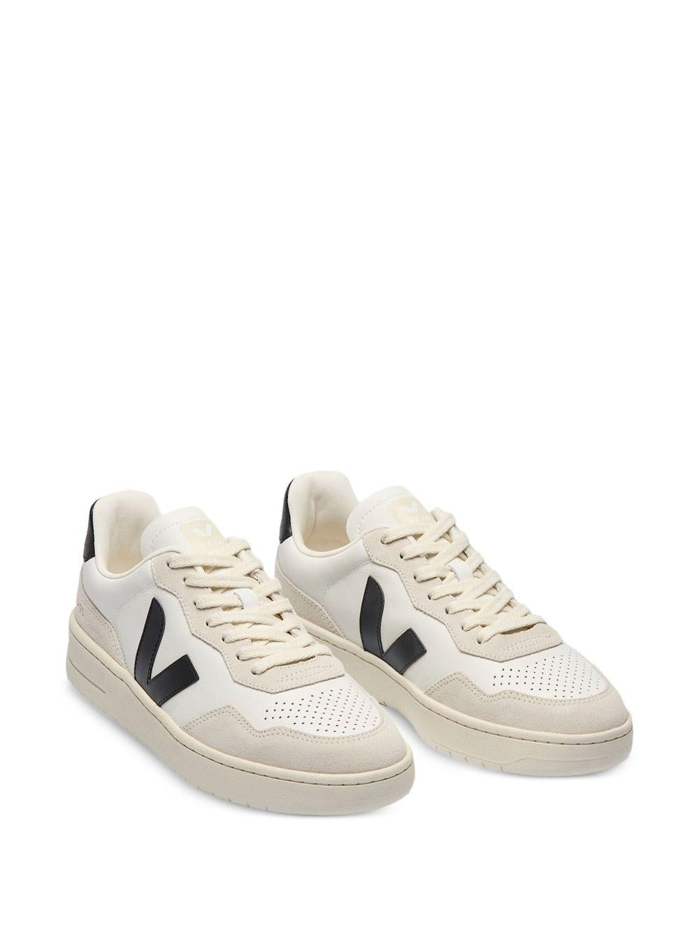 Sneakers con Inserti e Logo VD2021061 BIANCONERO VEJA 