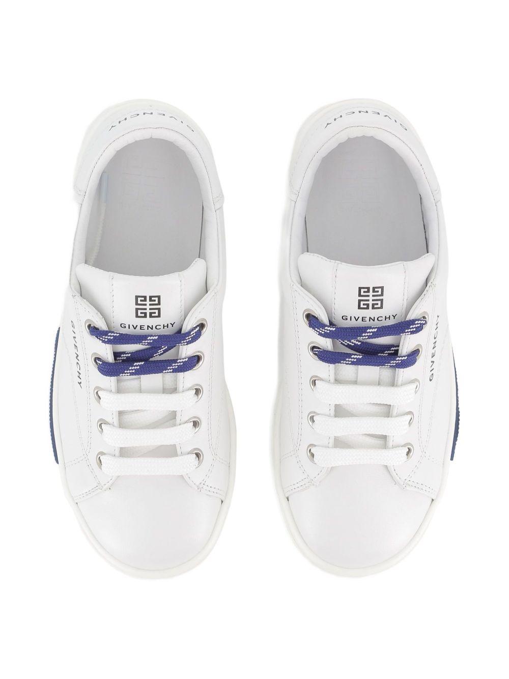 Sneakers in Pelle con Logo Goffrato e Lacci a Contrasto H31042 10P GIVENCHY KIDS 