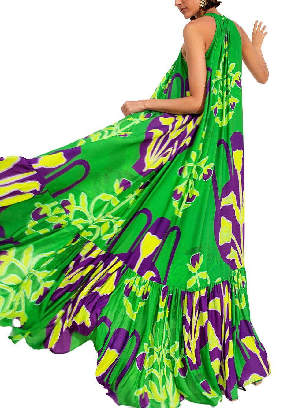 Abito verde con fantasia