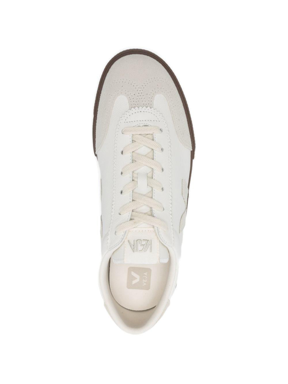 Sneakers in pelle con logo a contrasto VO2021383 WHITENATURAL VEJA 