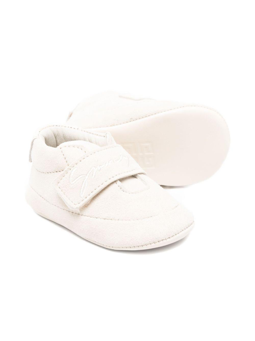  H30862 117 GIVENCHY KIDS 