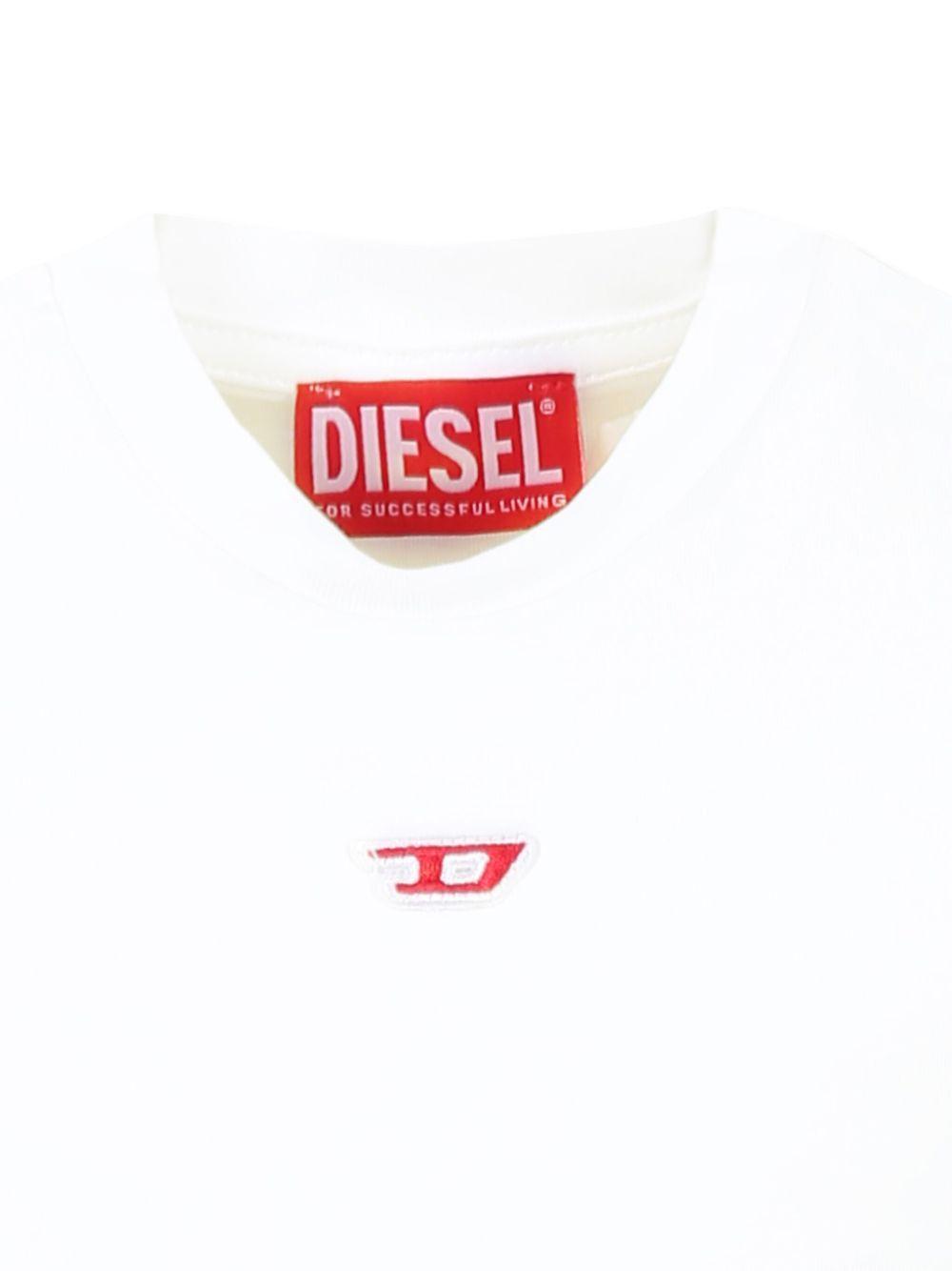 T-shirt bianca ricamo D