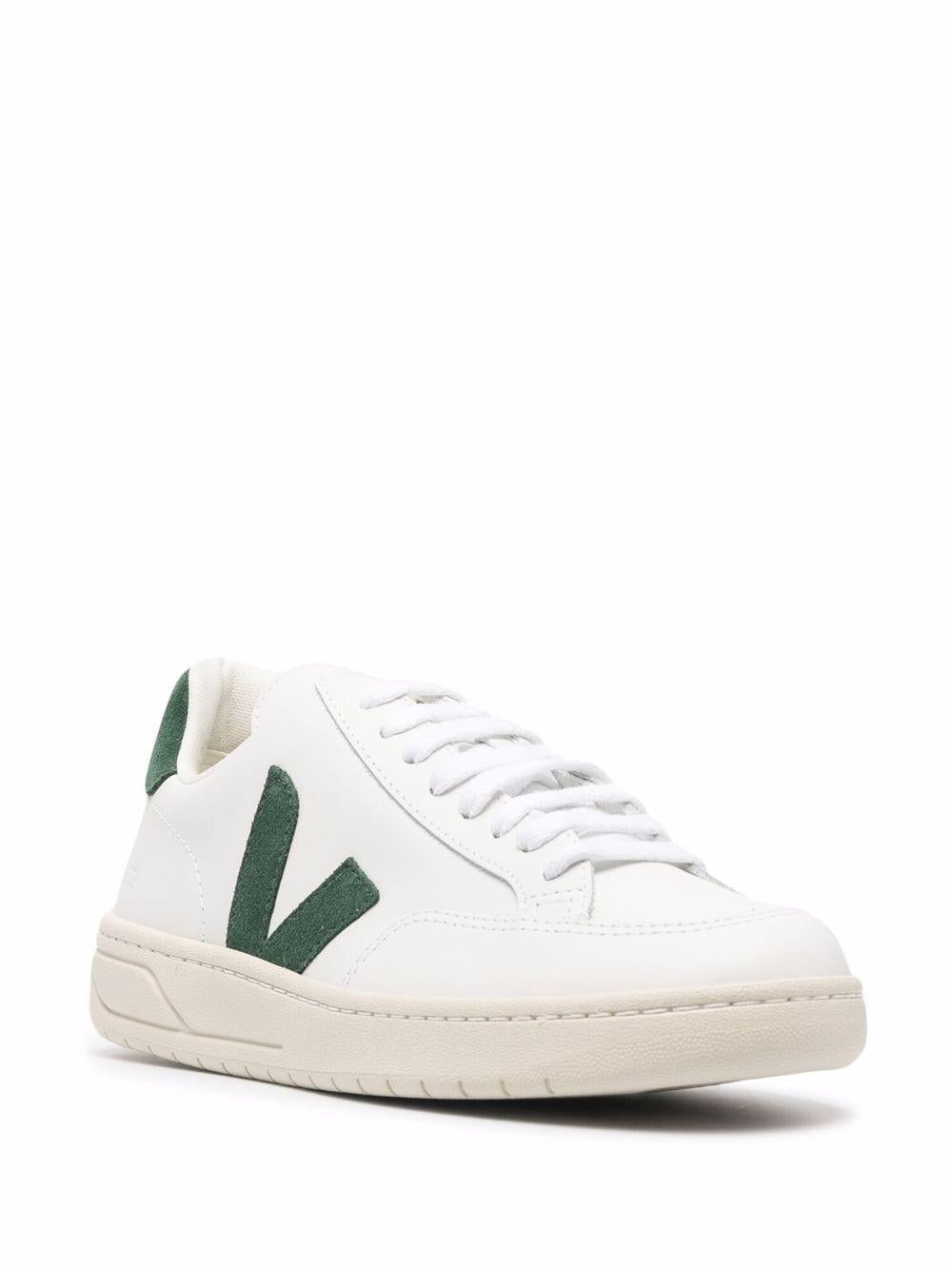 Sneakers V-10  bianco/verde <BR/> XD0202336 WHITECYPRUS VEJA 