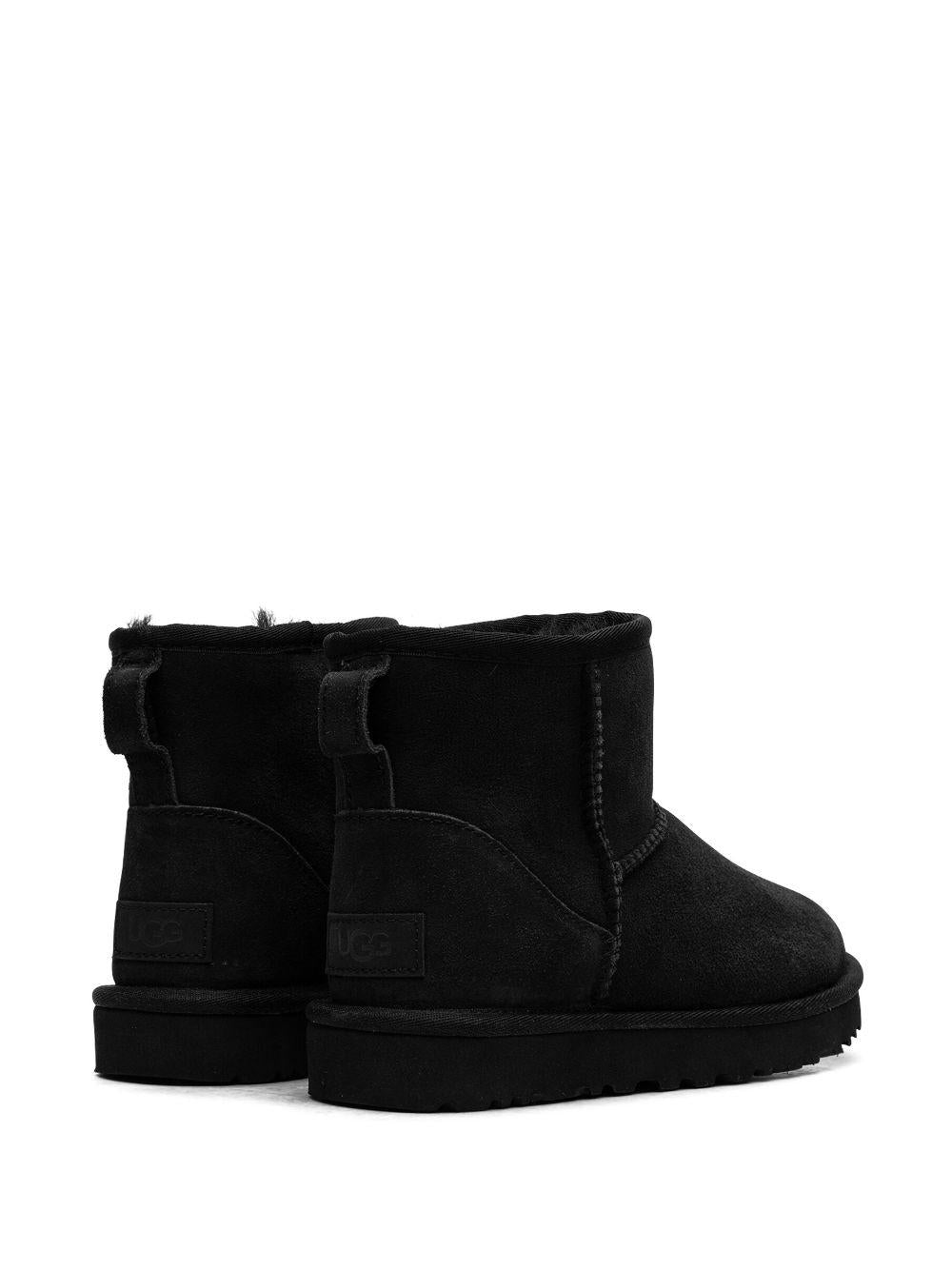 Stivale Classic Mini II nero 1016222 BLK UGG 
