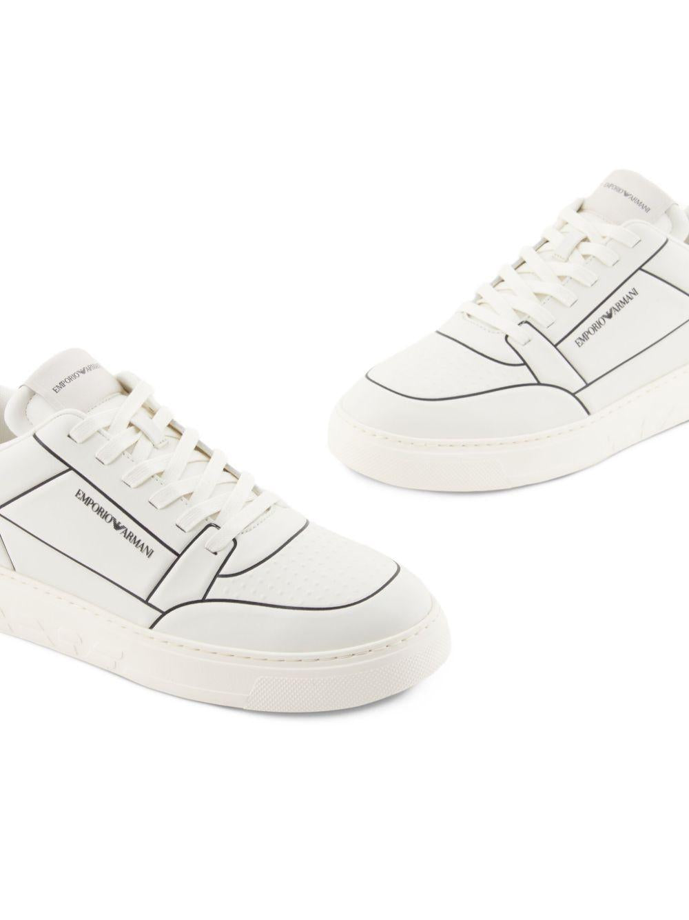 Sneakers bianco nero con dettagli con logo EM002852AF18014 M0017 EMPORIO ARMANI 