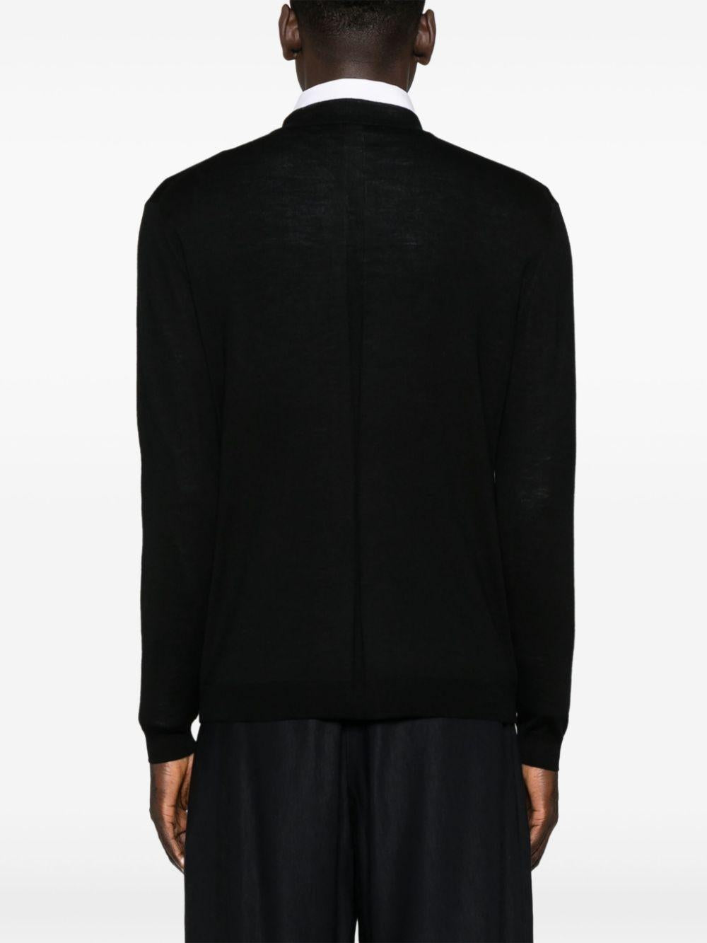 Maglione k139  nero in maglia fine lana