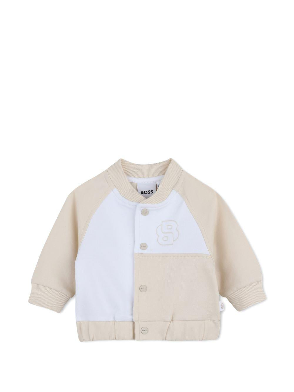 Completo tre pezzi con cardigan e pantaloni J53049 21K BOSS KIDSWEAR 