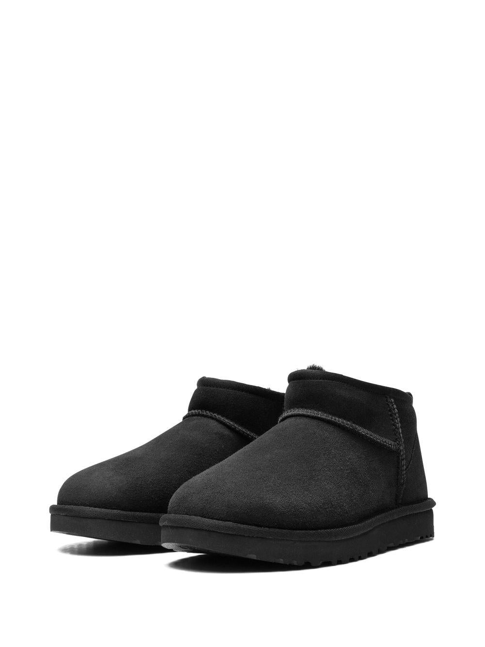Stivale Classic Ultra mini nero