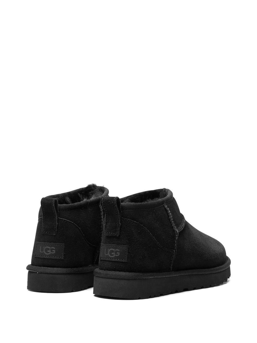 Stivale Classic Ultra mini nero