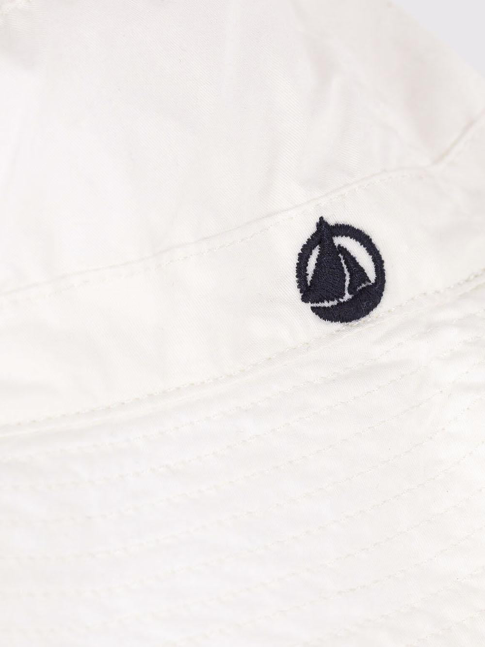 Cappello pescatore bianco con lacci A0AU4 02 PETIT BATEAU KIDS 