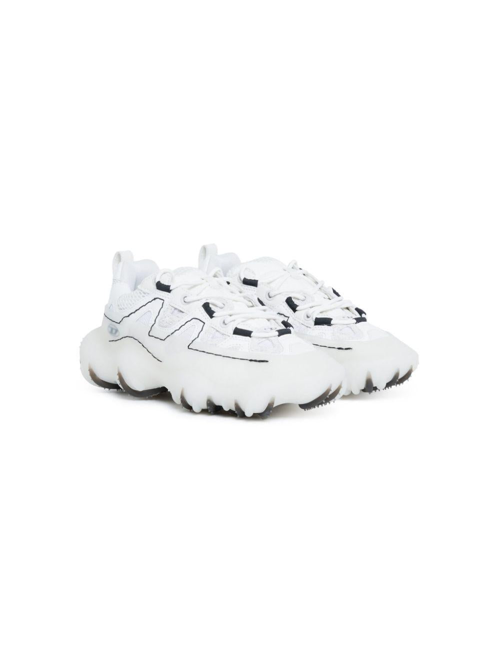 Sneakers bianche con profili a contrasto