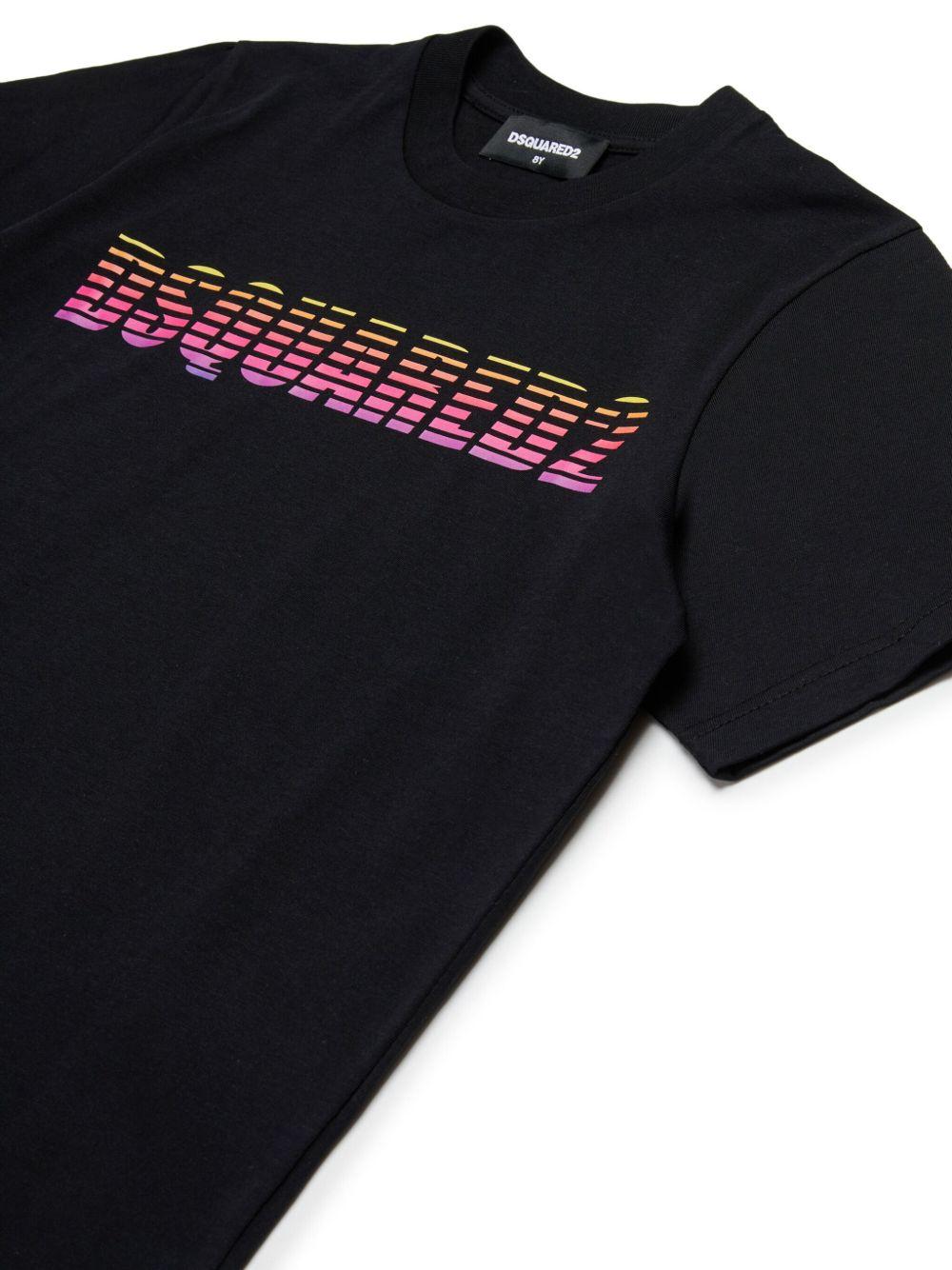 T-shirt nera logo multicolor
