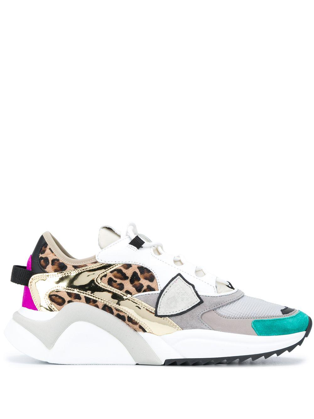 Sneakers runner bianca con fantasia animalier