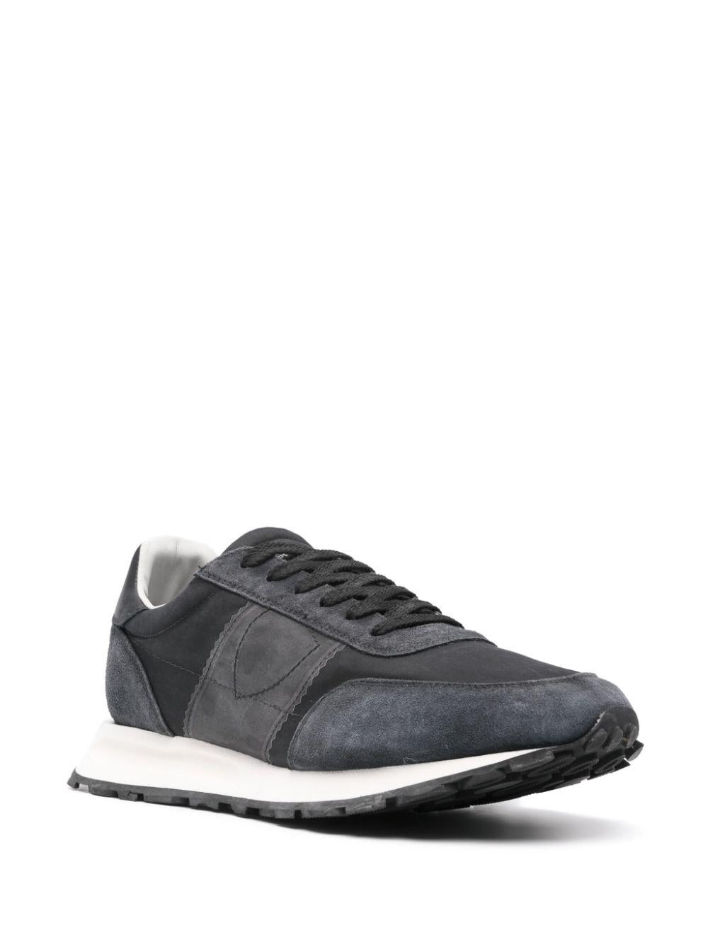 sneakers running tour nere uomo