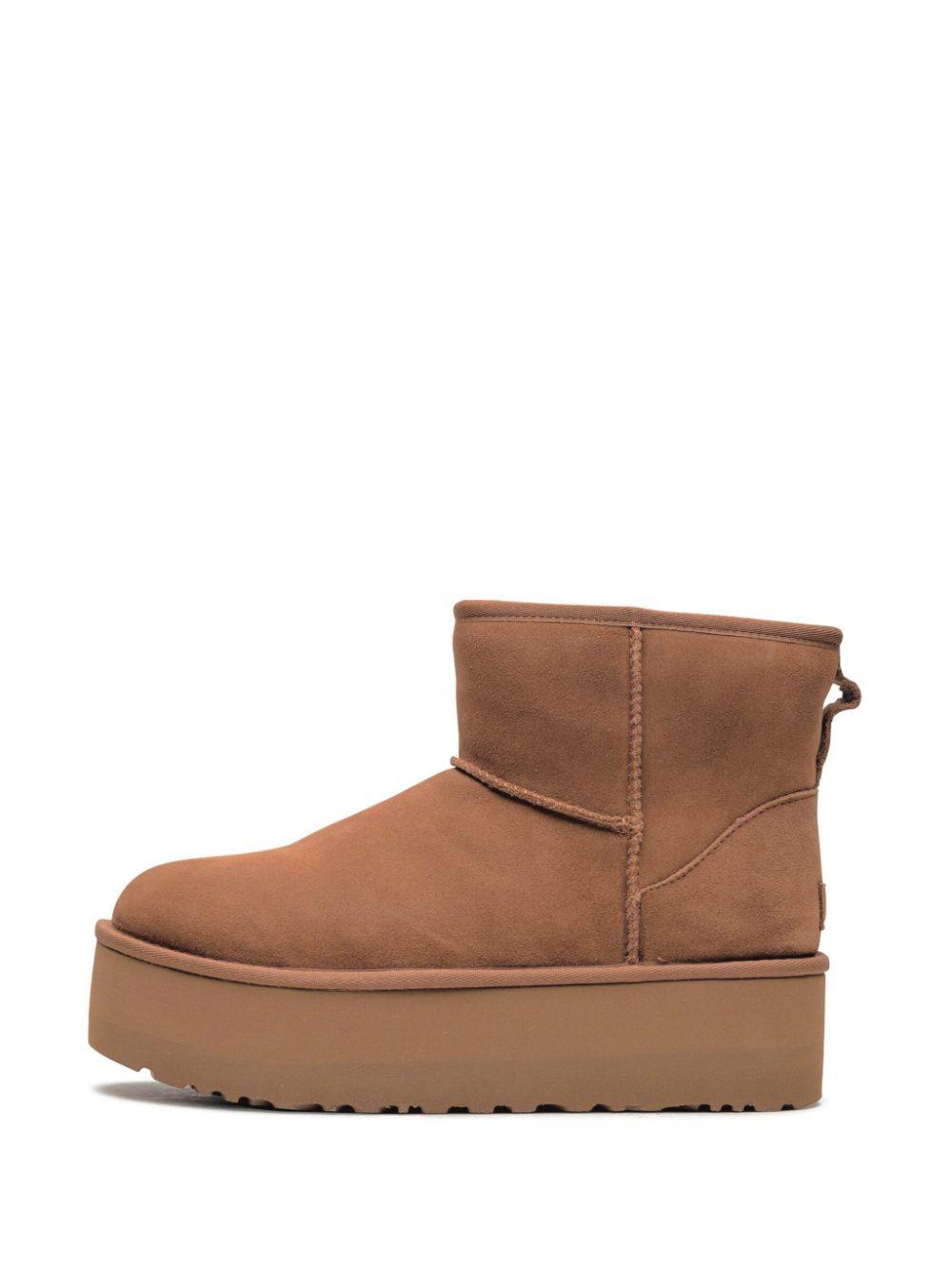 Stivali classic mini platform chestenut