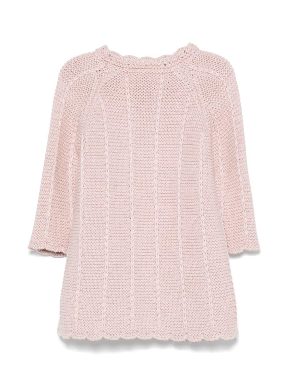 Cardigan rosa in maglia con bottoni in madreperla