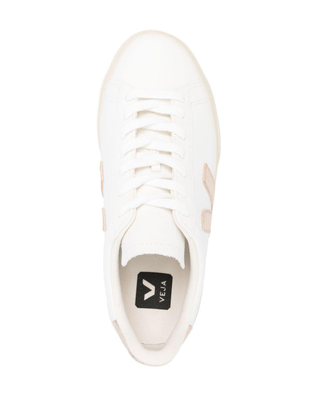 Sneakers in Pelle con Suola Piatta CP0503495 BIANCOPLATINO VEJA 