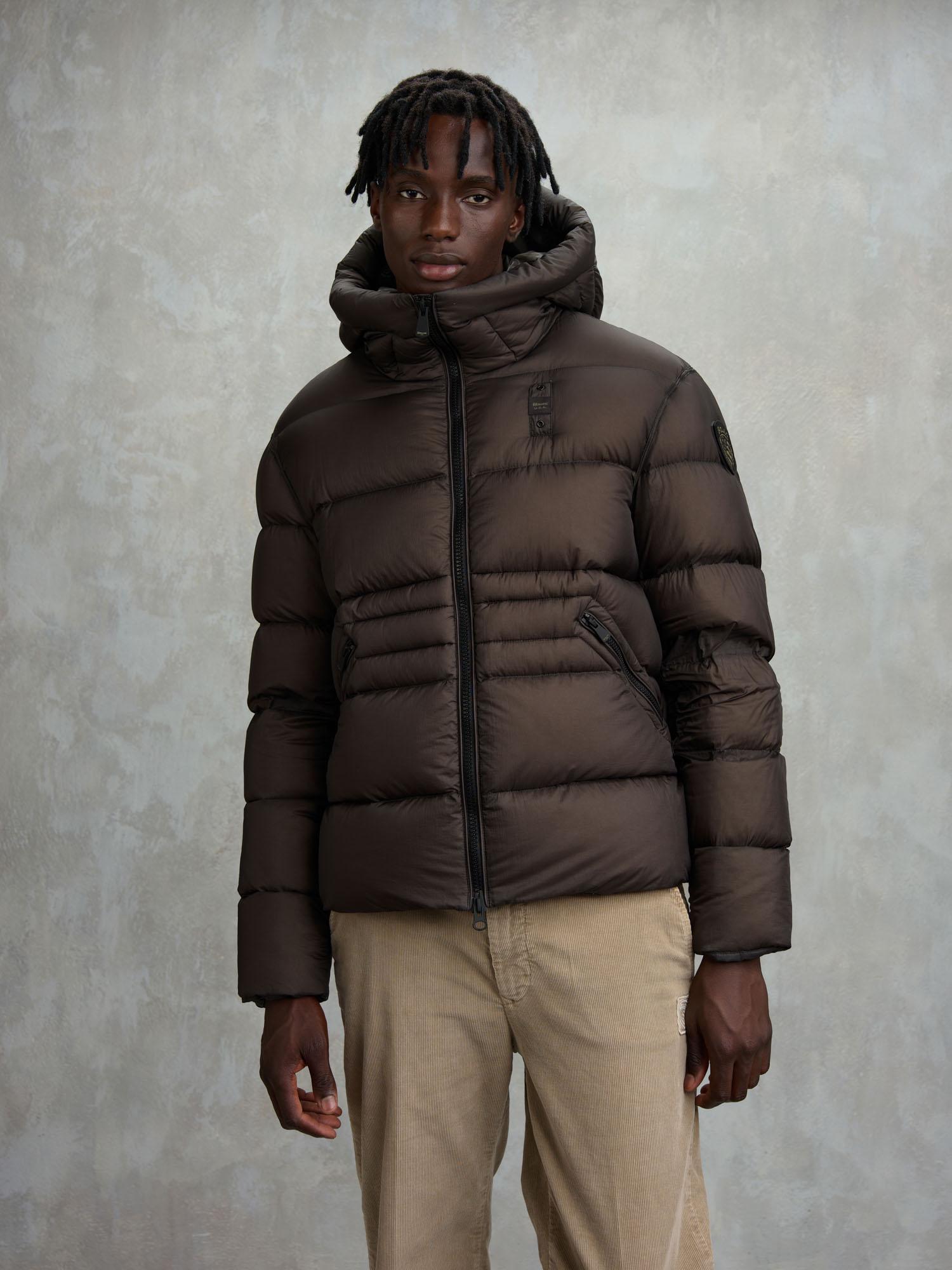  25WBLUC03042007273 969 BLAUER 