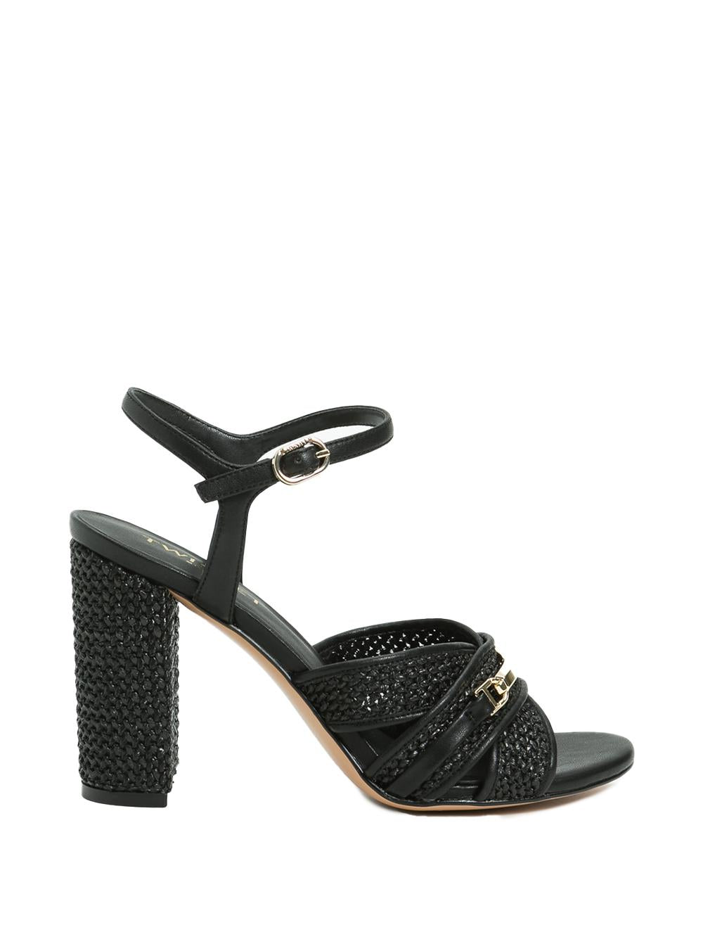Sandalo nero in rafia intrecciato