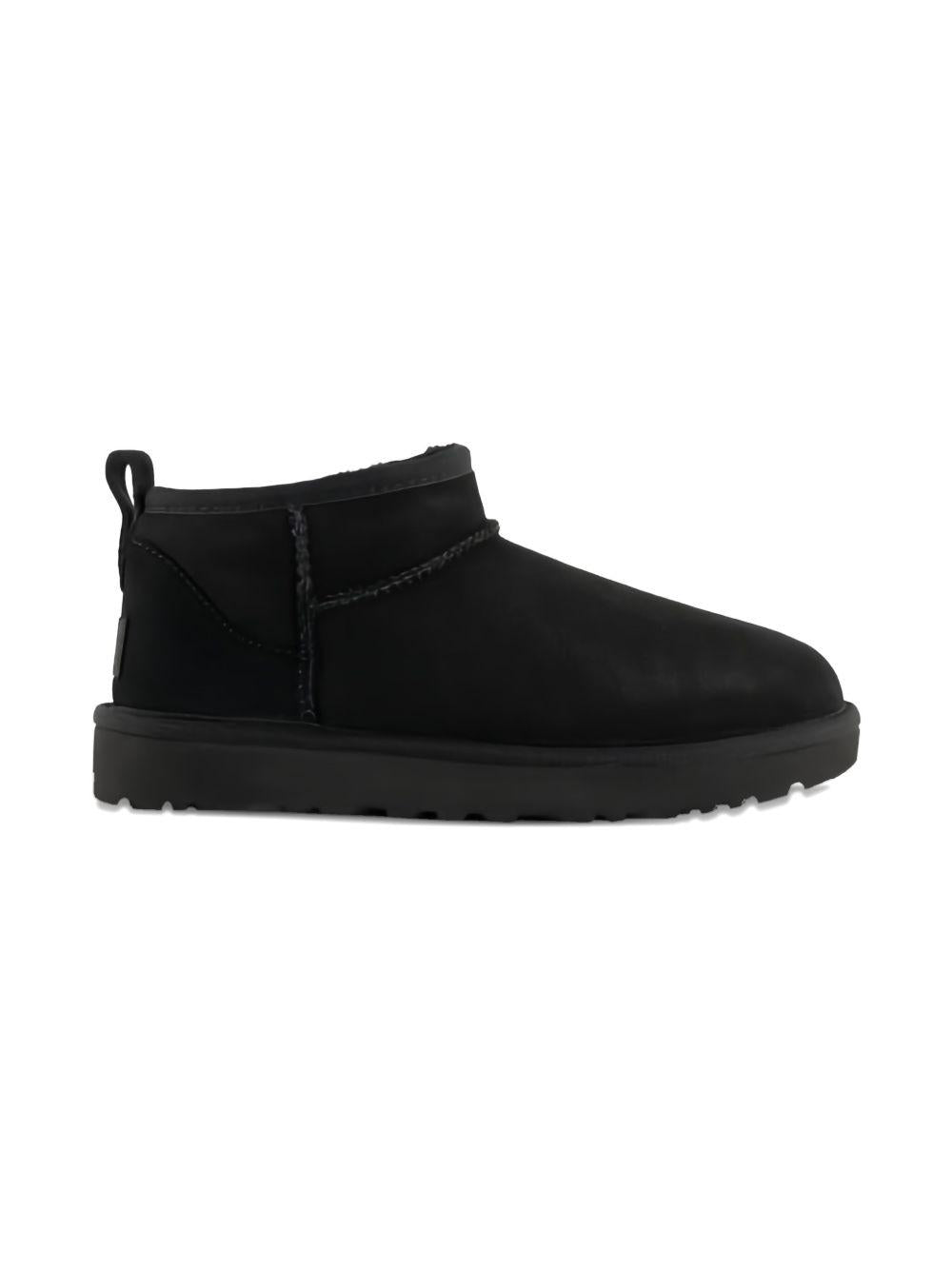 Stivale UGG Classic Ultra mini nero 1116109 BLK UGG 