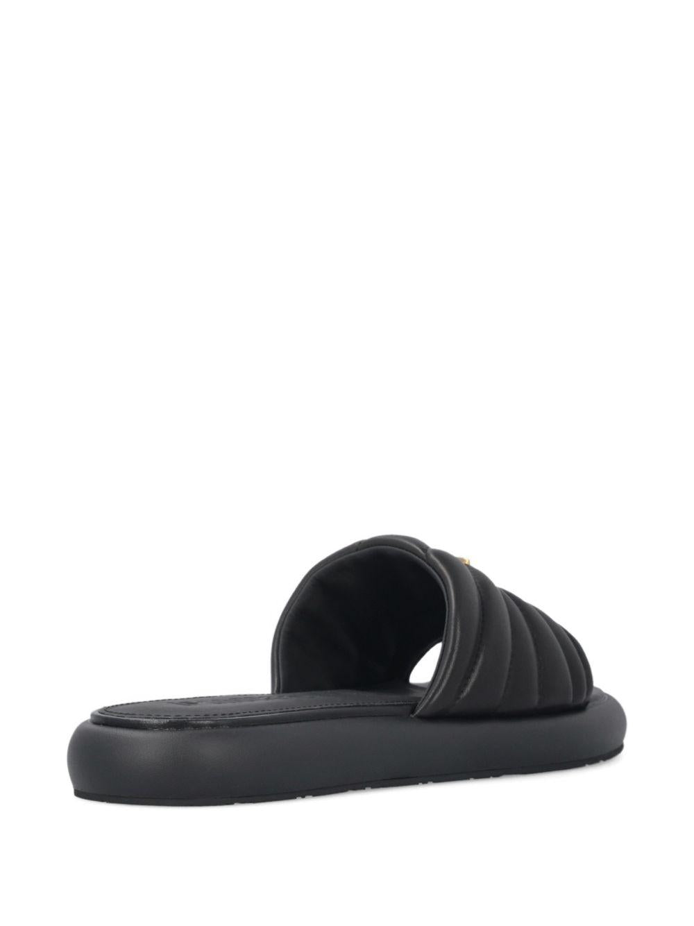 Ciabatte platform con fascia trapuntata SD0525P003 Z99 PINKO 