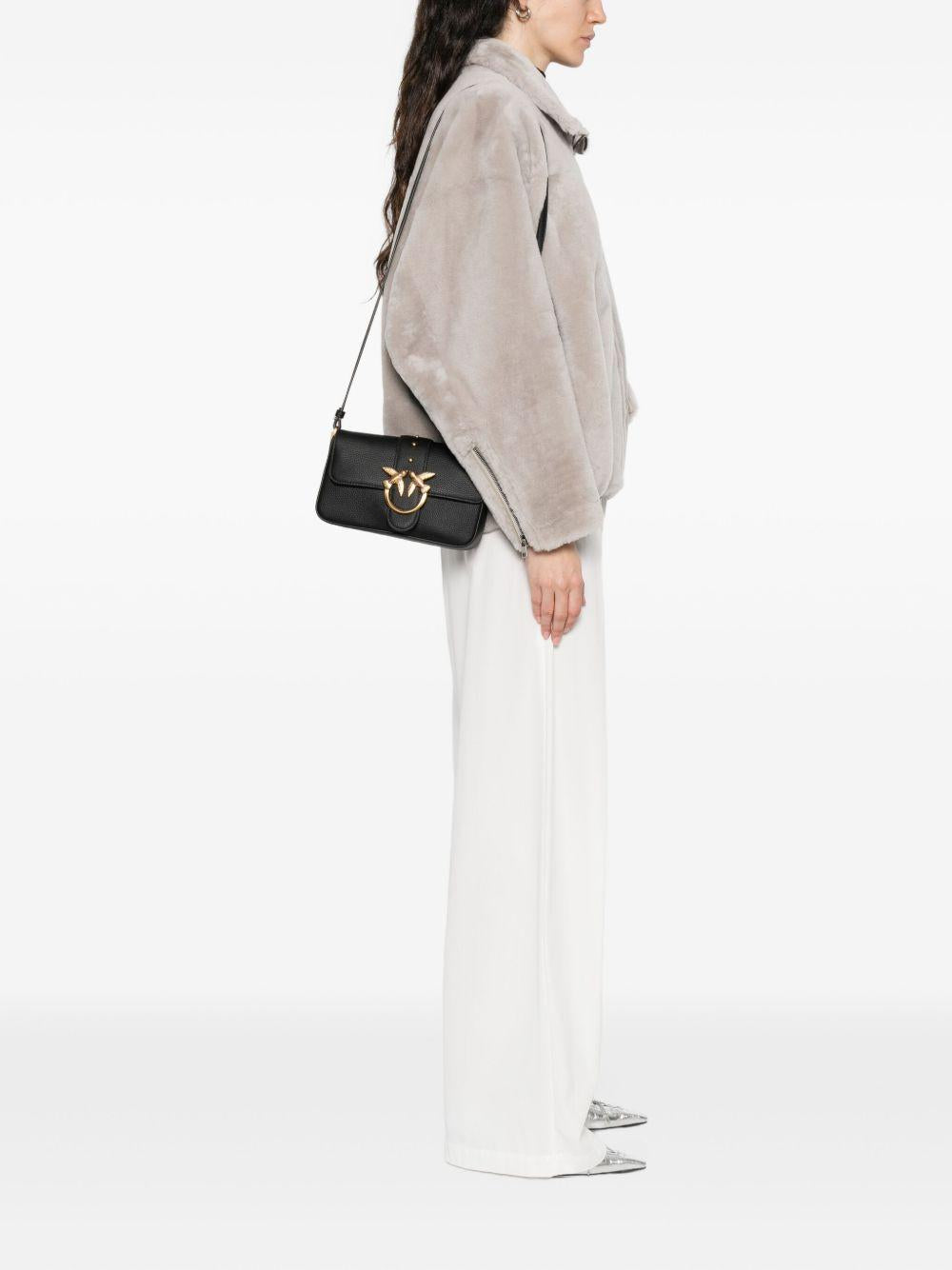 Borsa nera con borchie e chiusura Love Birds 104340A2OX Z99Q PINKO 