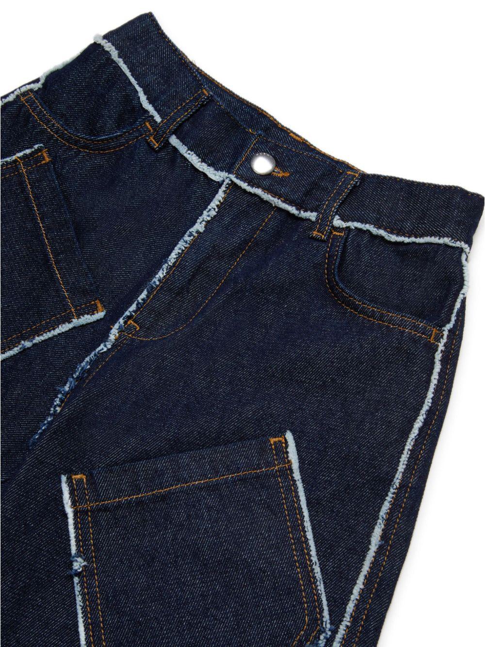Bermuda in denim con rifiniture in contrasto