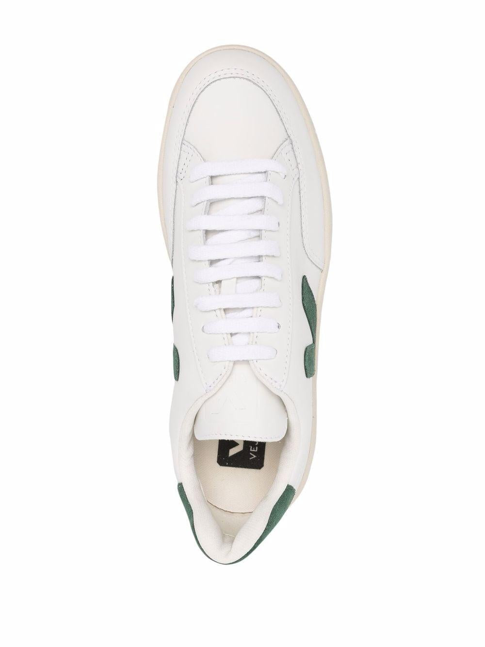 Sneakers V-10  bianco/verde <BR/> XD0202336 WHITECYPRUS VEJA 