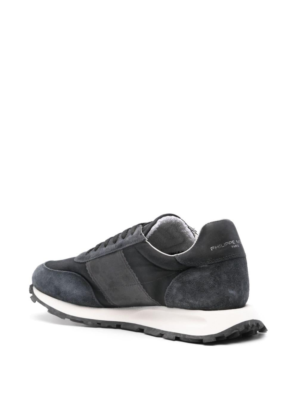 sneakers running tour nere uomo