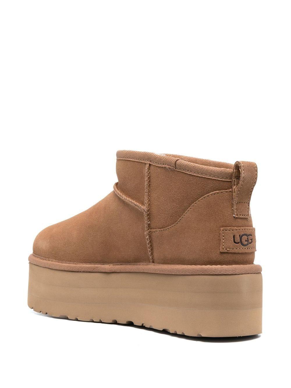 Stivali ugg ultra mini con plateau