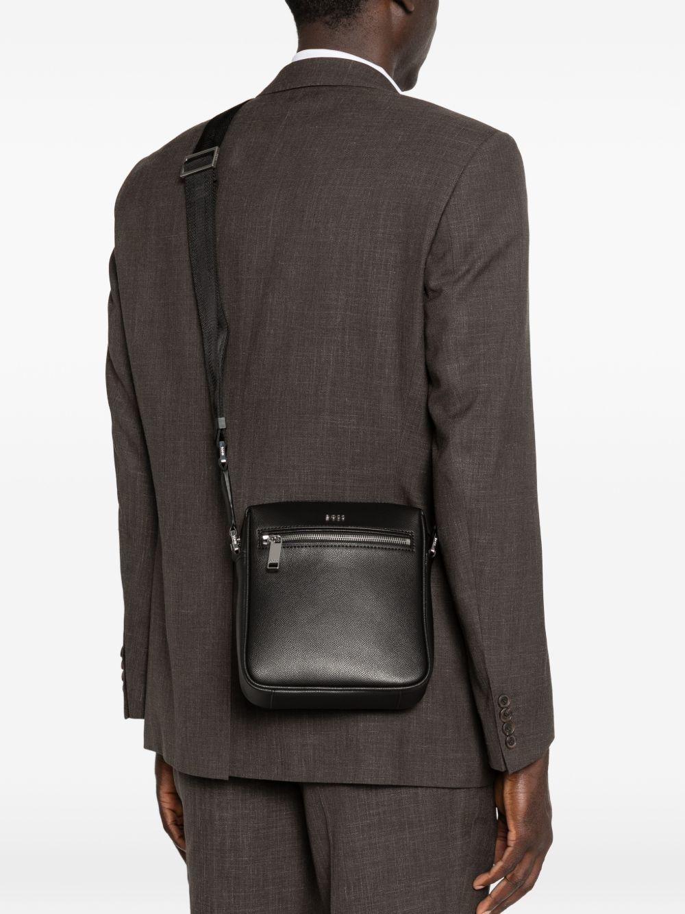 Borsa messenger in pelle con tracolla regolabile 50563858 001 BOSS 