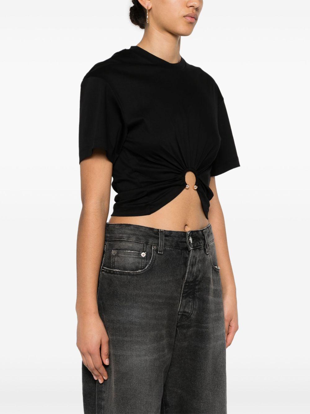 T-shirt nera arricciata con anello