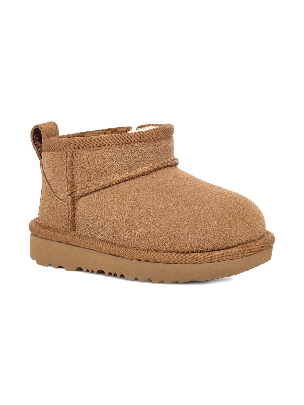 Stivaletti a punta tonda t classica ultra mini 1130750T CHE UGG KIDS 