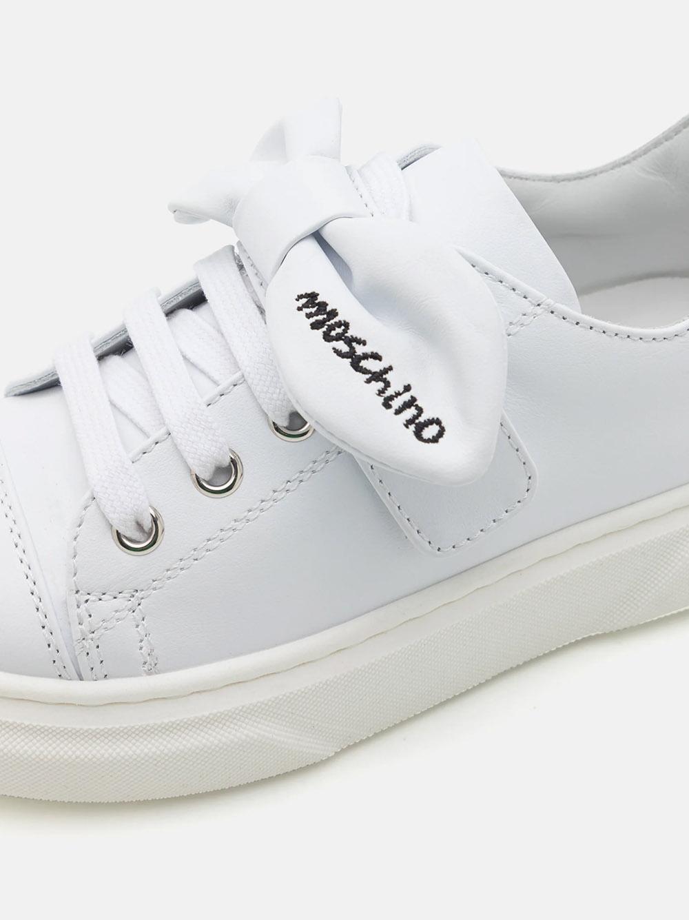 Sneakers in pelle di vitello bianca con fiocco logo 80462 02 MOSCHINO KIDS 