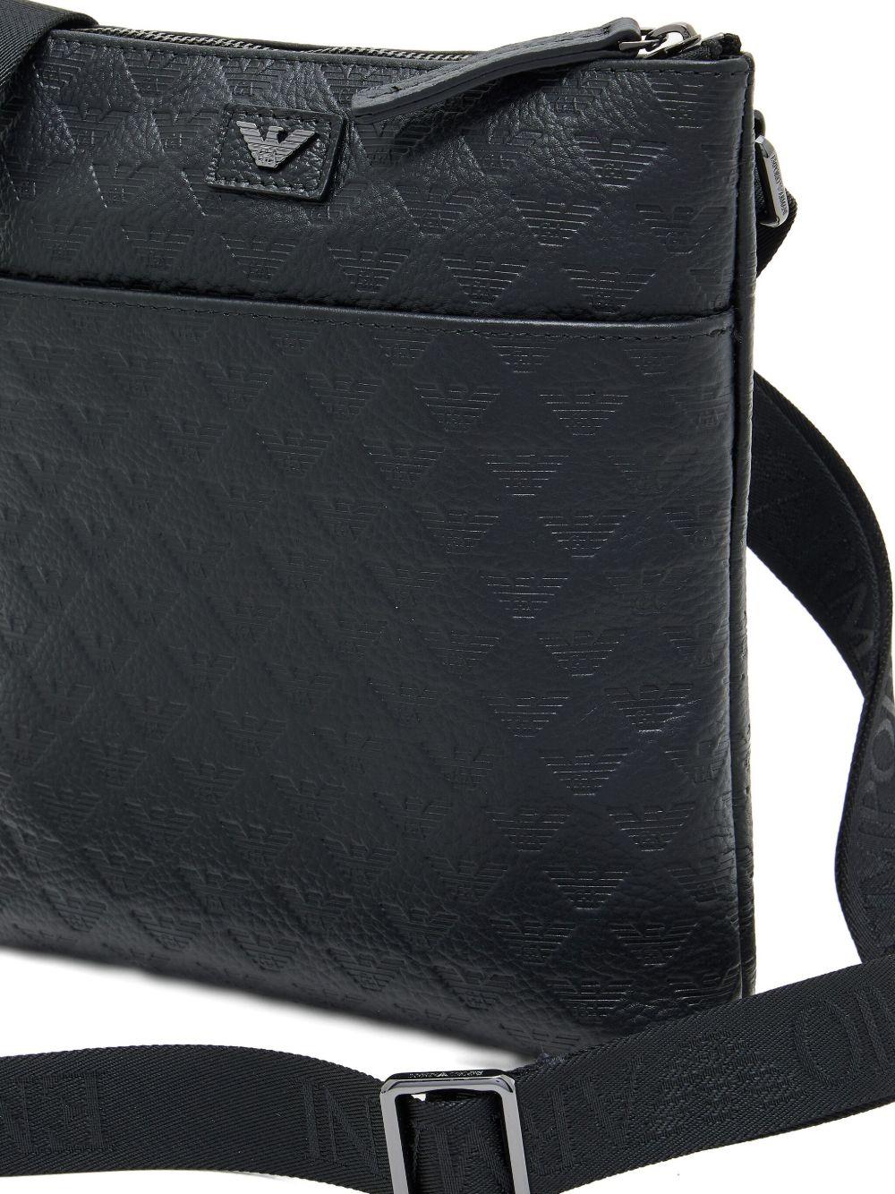 Tracolla nera con logo in rilievo e chiusura con zip EM001688AF14774 UC001 EMPORIO ARMANI 